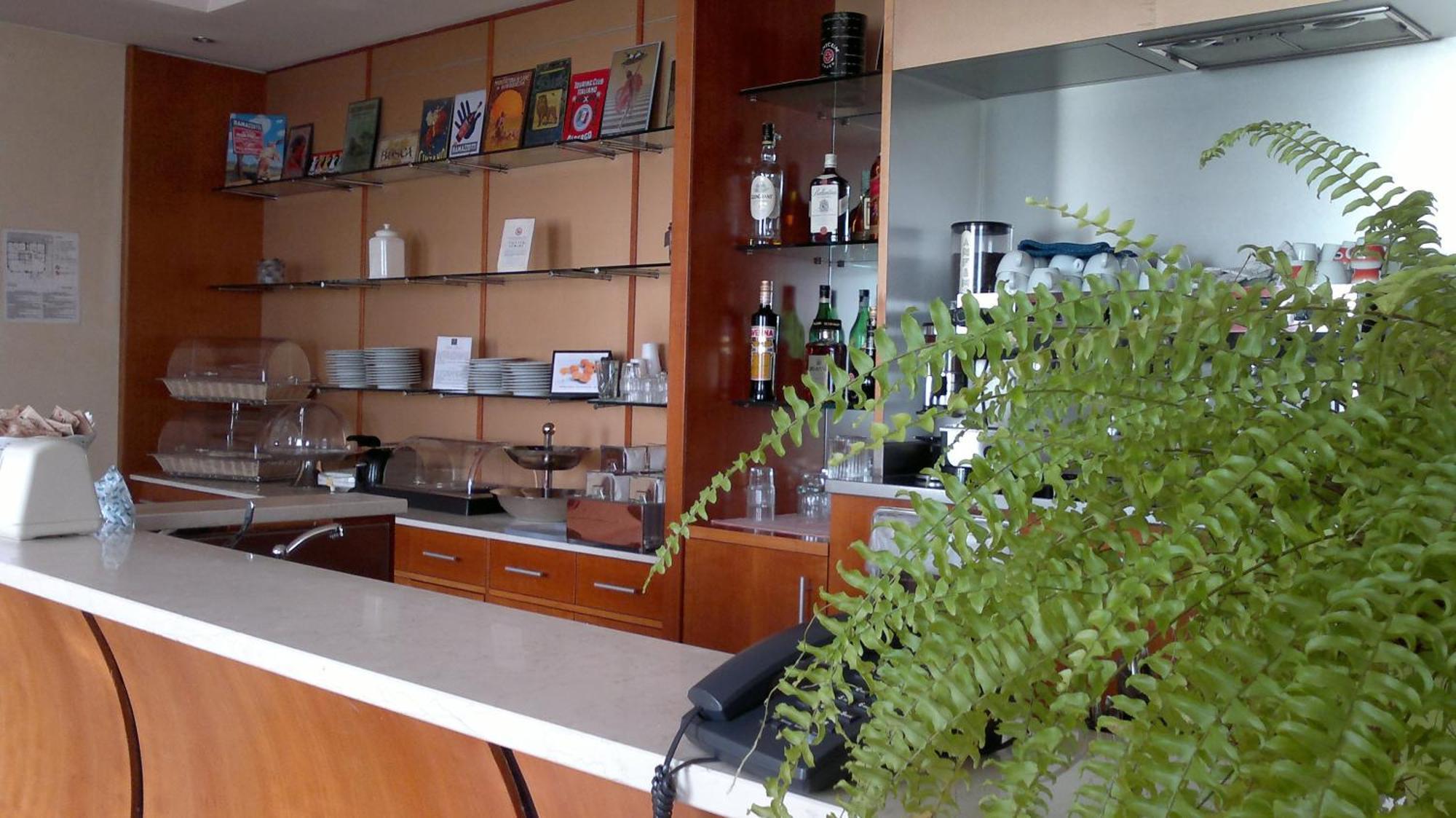 里维耶拉酒店 塞葛拉特 外观 照片